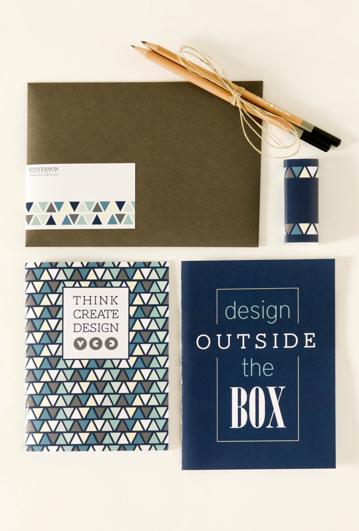 Lauren Mattes | Creative Professional -