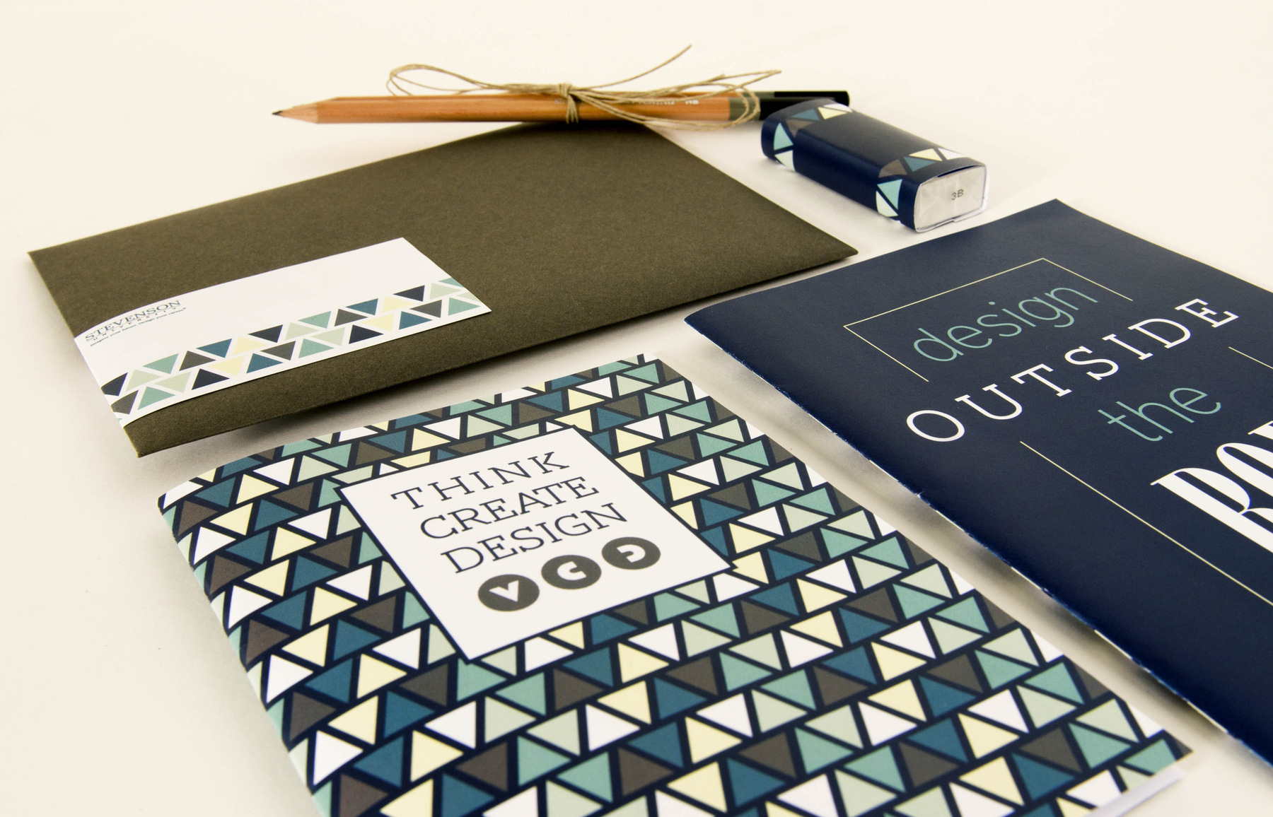 Lauren Mattes | Creative Professional -