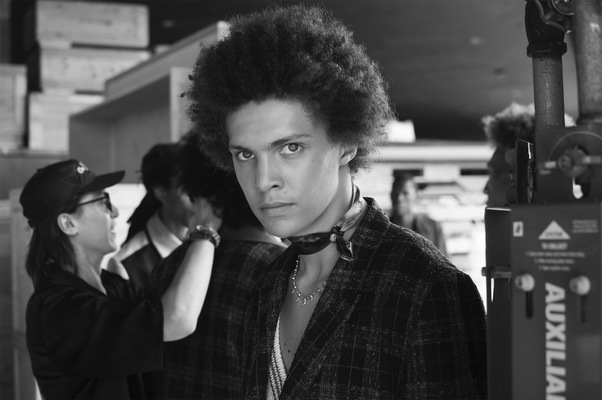 Gustavo Lopes - Backstage Necessity Senses debut presentation in NY for SS18