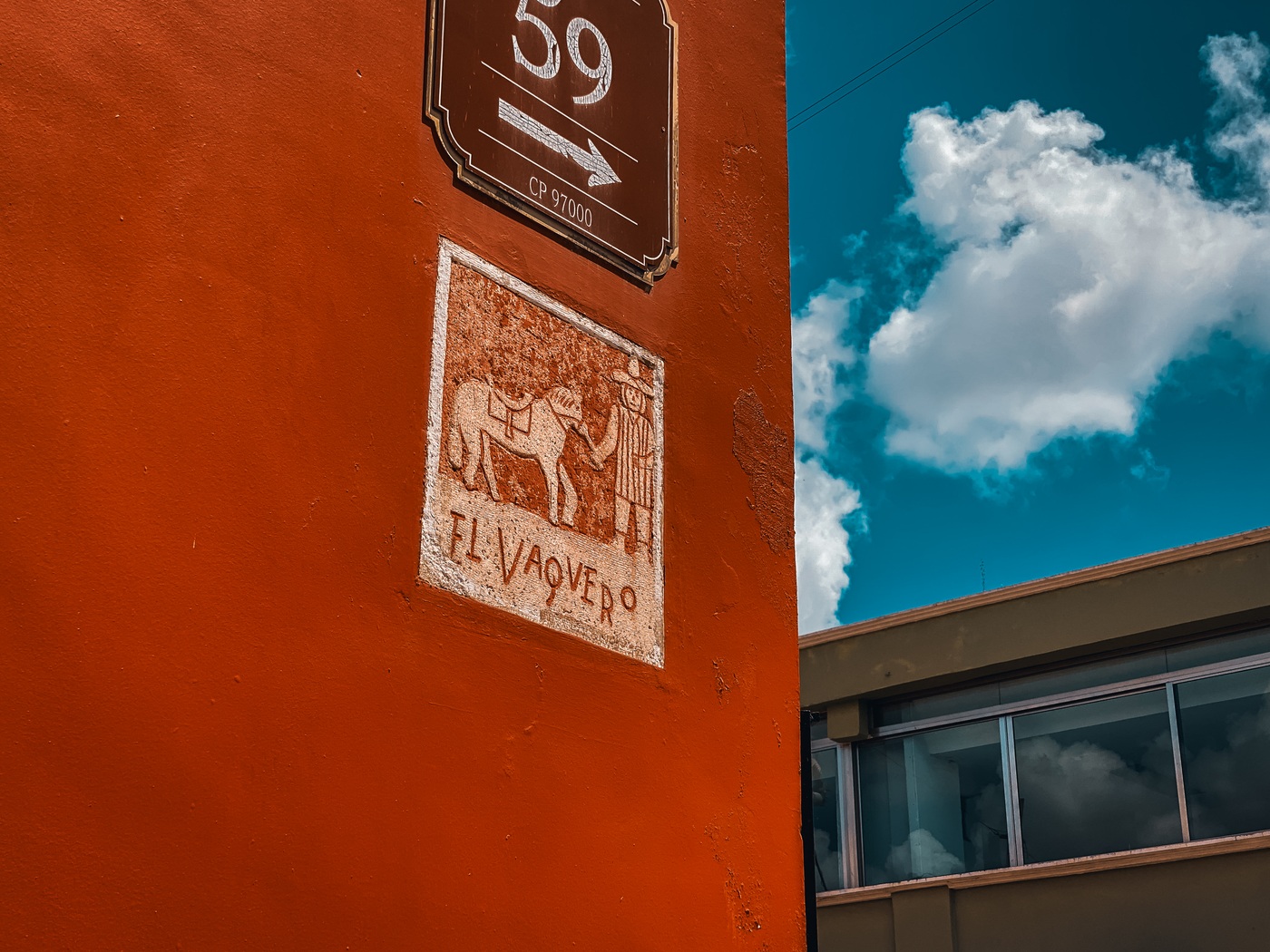 Esquina "El Vaquero, El General Cantón"