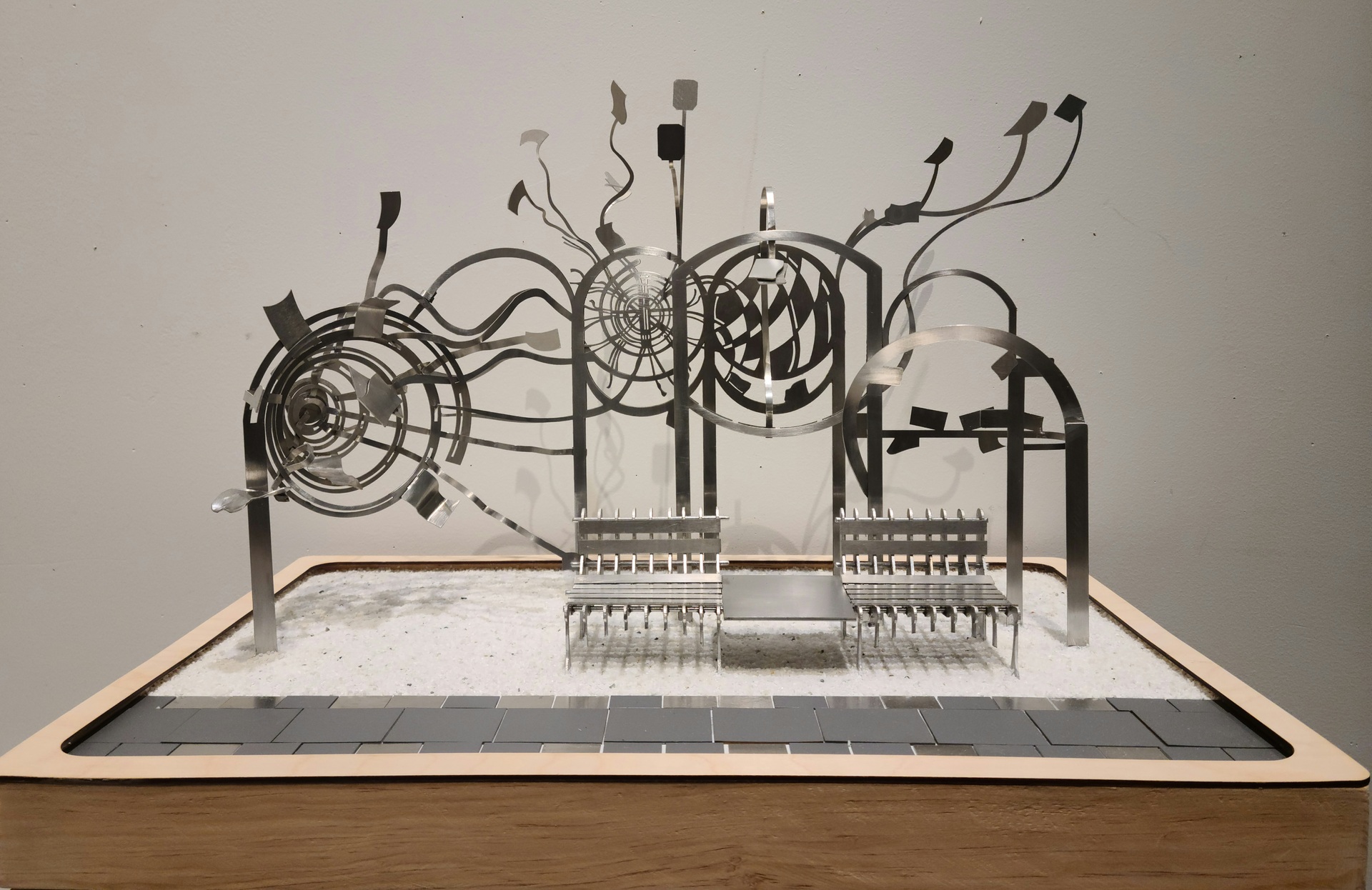 肉筆　mixed media　【抽象画】 Chi Chi Bar Mixed Media - FRAMED, Signed | Nelson De La Nuez