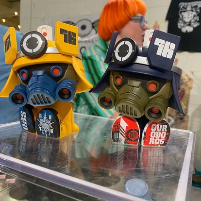 DR76 TOY